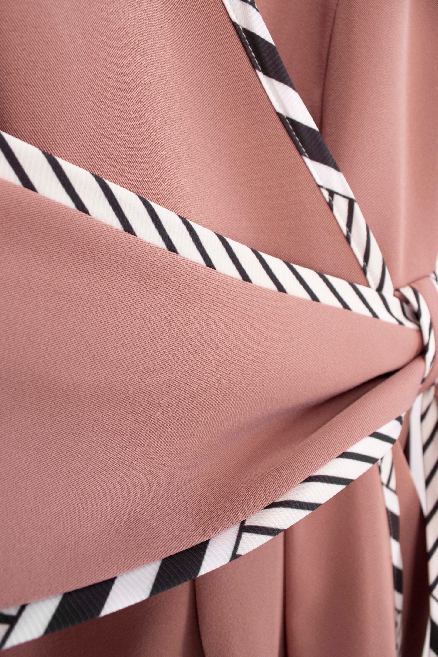 CHELSEA Mousse Printed Piping