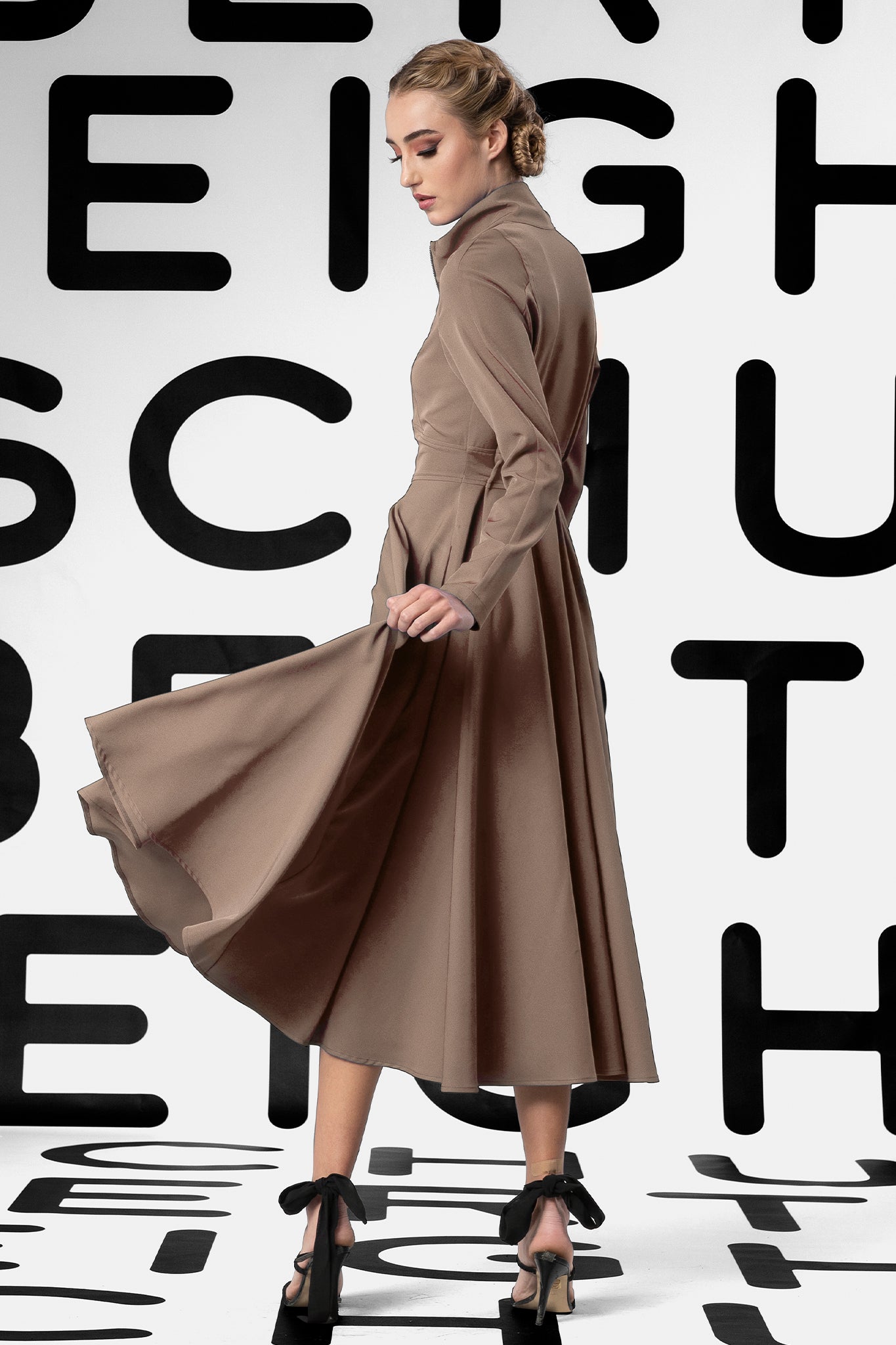 PRESLEY Mocca, Black Topstitch