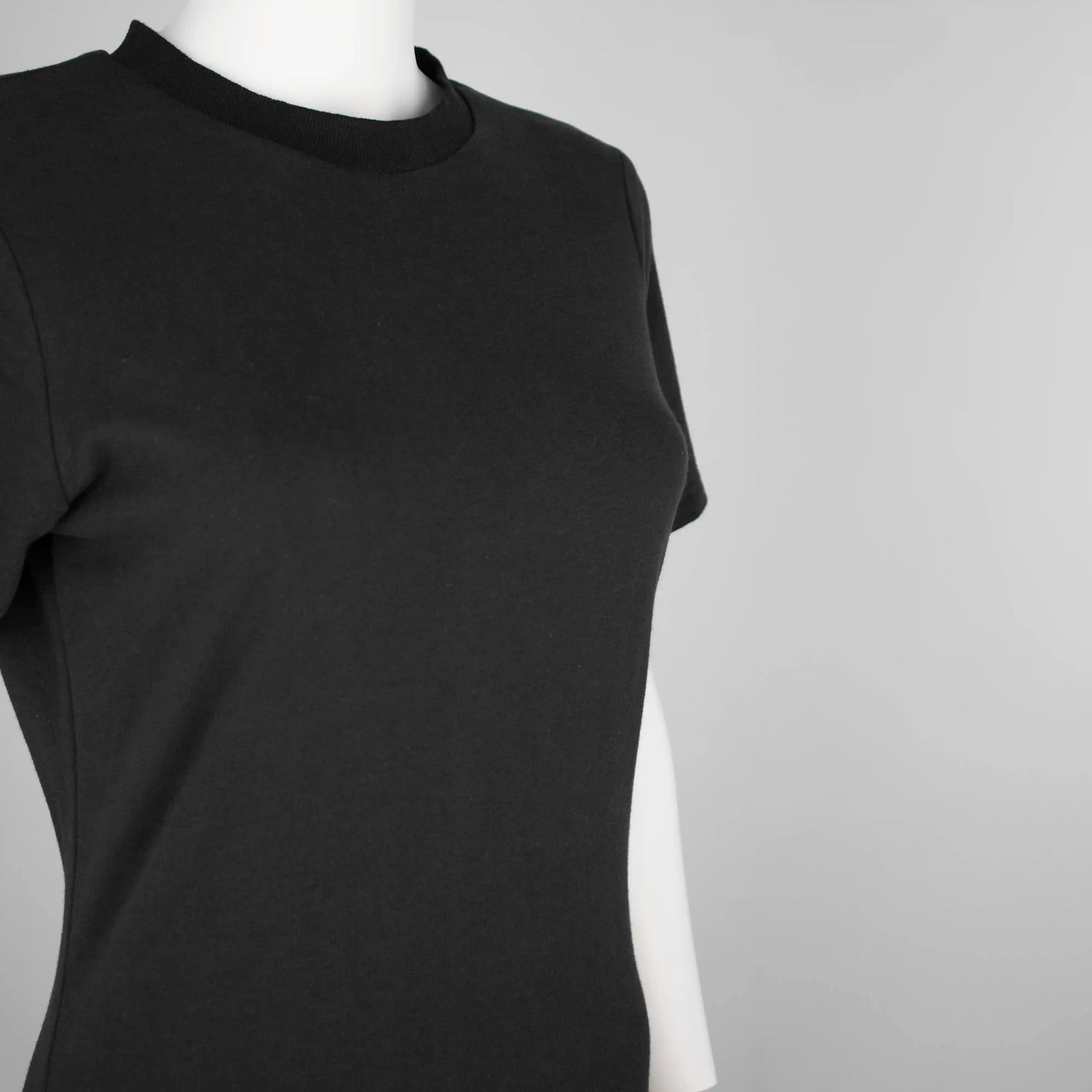 KAMONA Black Dresses Leigh Schubert