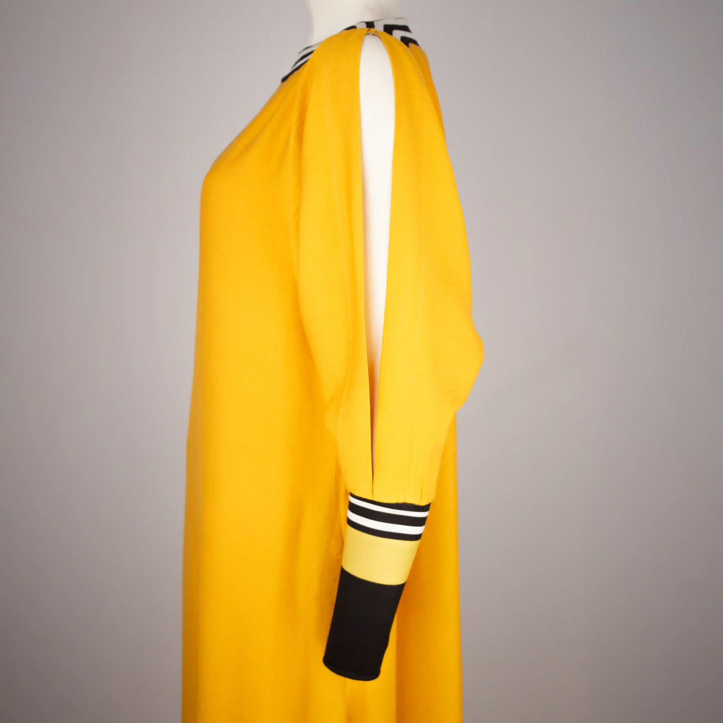 GREENWHICH Honey Dresses Leigh Schubert