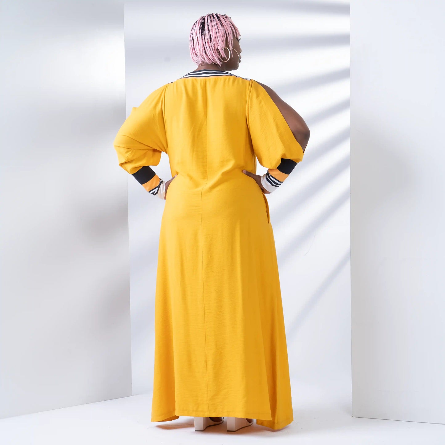 GREENWHICH Honey Dresses Leigh Schubert