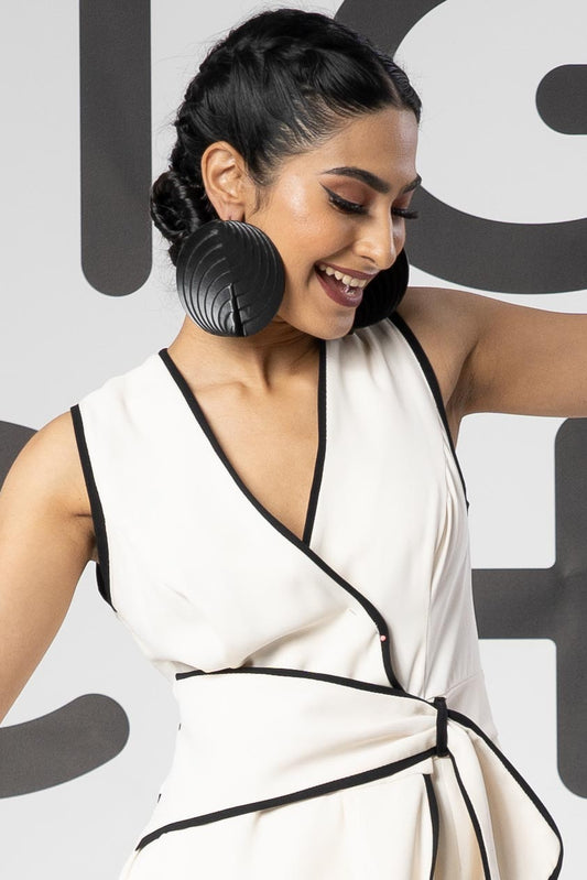 Circle Earrings Large Black Accessories Clarisse Design