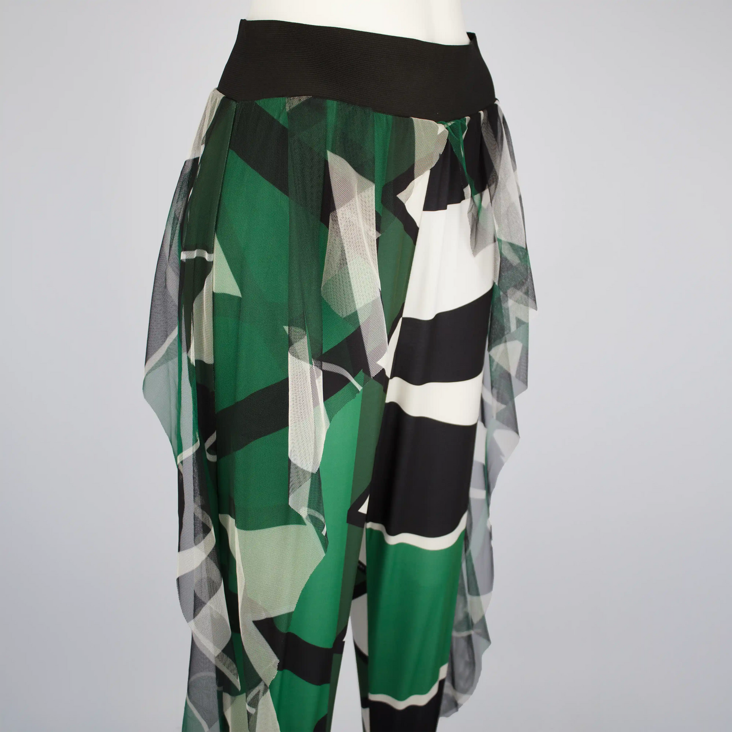 MANTAH Jmax Forest Print Pants Leigh Schubert
