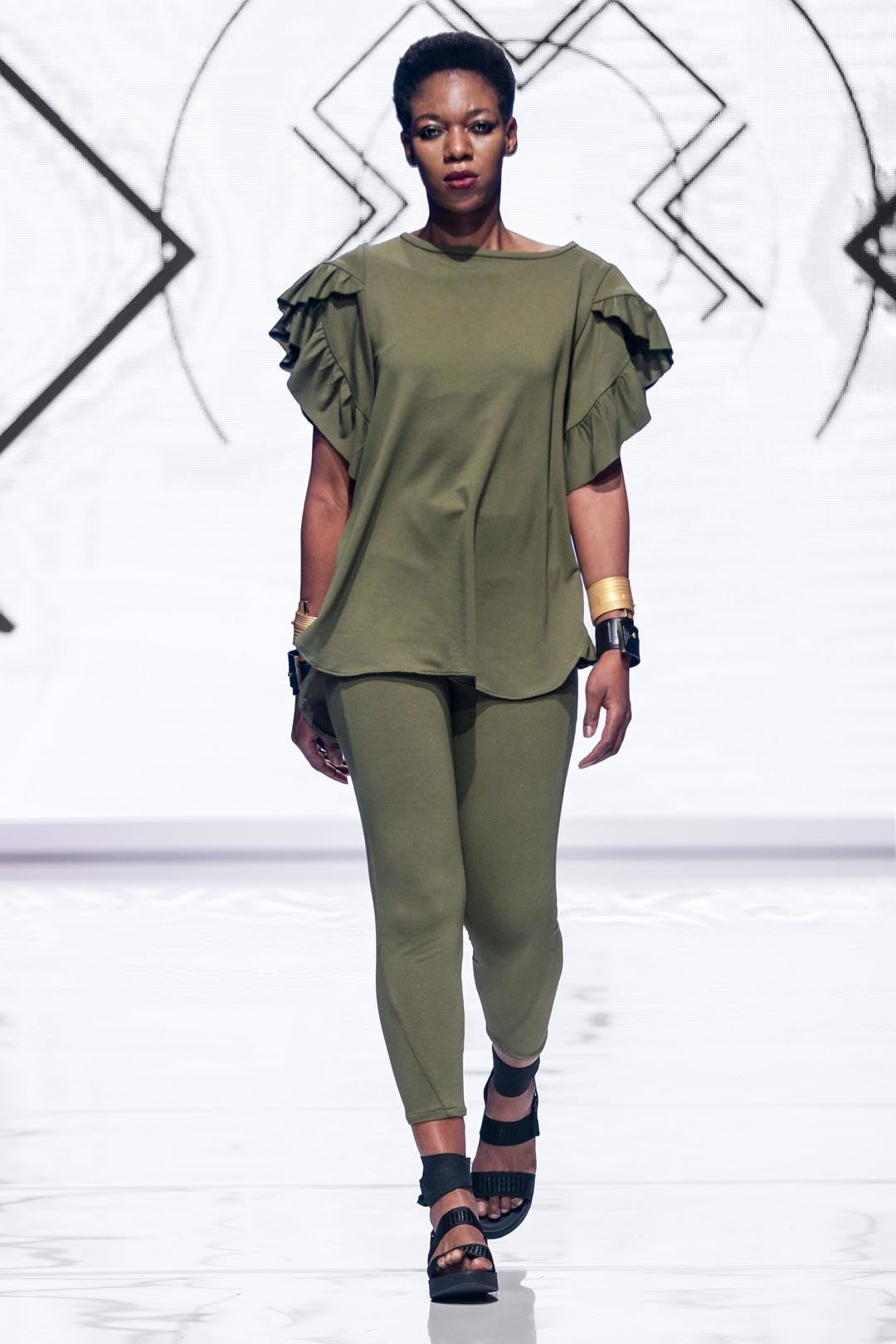USARA Haphazard Charcoal Ivory Outfit Sets Leigh Schubert