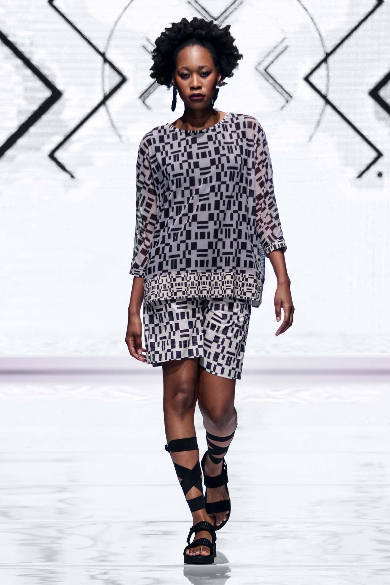 LIMA Black Linen Shorts Leigh Schubert