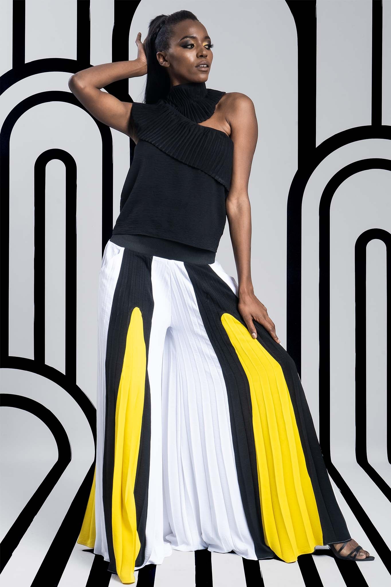 RAYGEN Royal Shirts & Tops Leigh Schubert