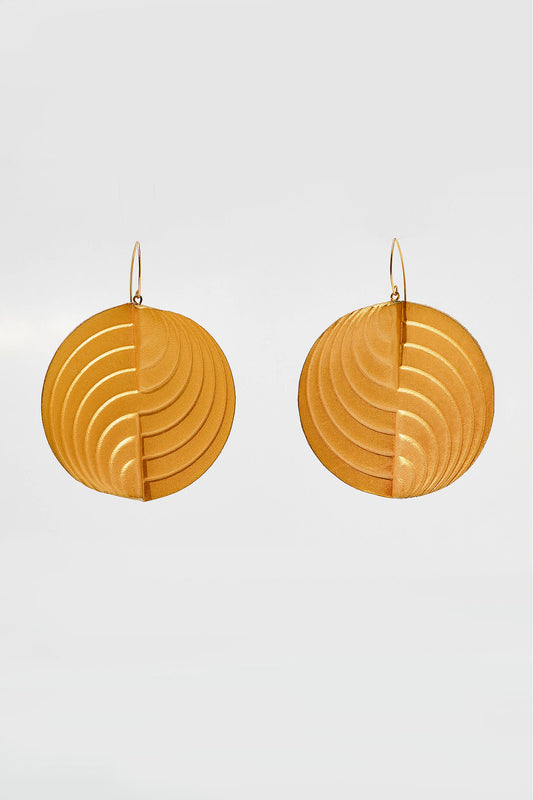 Leigh Schubert Circle Earrings Gold.