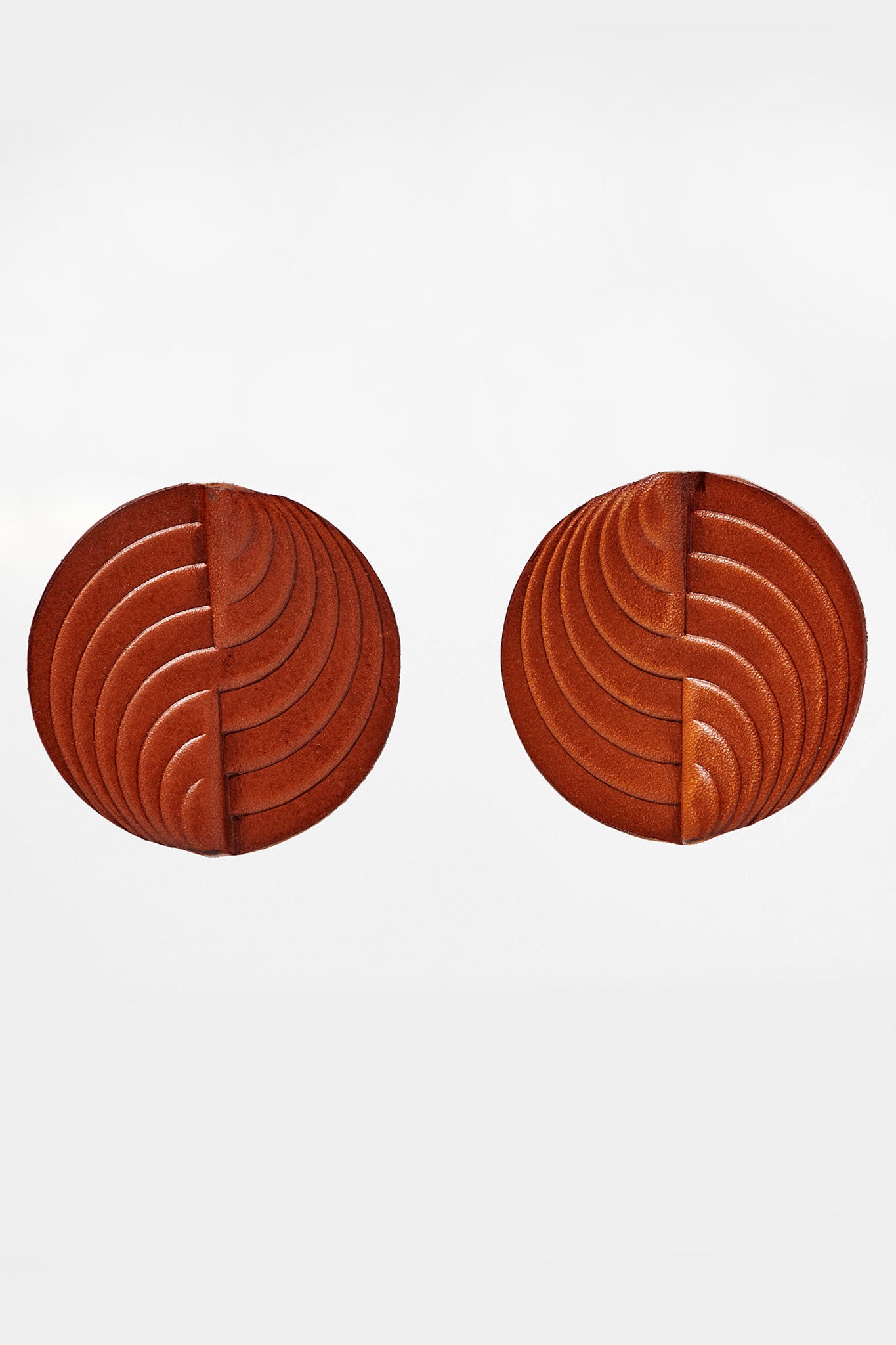 Leigh Schubert Circle Earrings Large Tan.