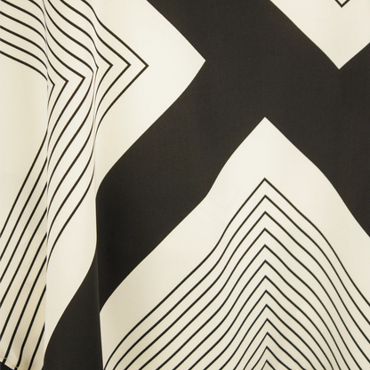 LEEZY Zig Zag Black Ivory Outfit Sets Leigh Schubert