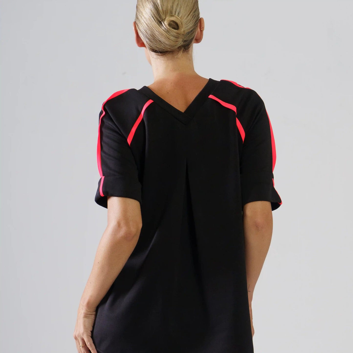 MARITSA Black Neon
