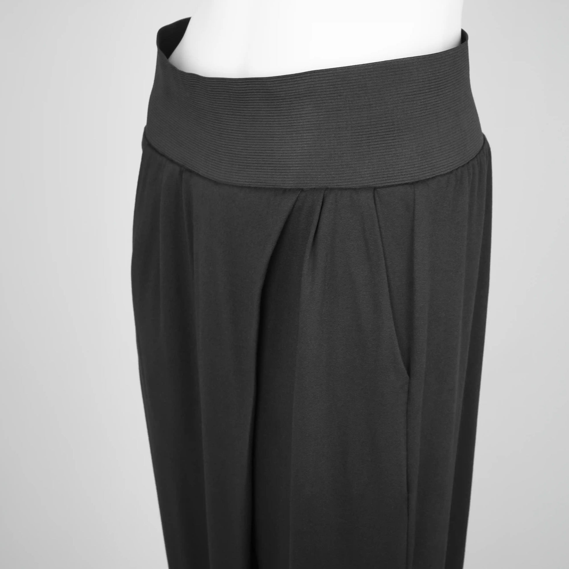 ROVA Black Pants Leigh Schubert