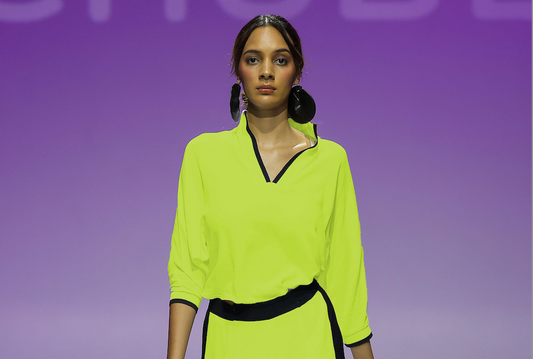 GIZA Top Citroen Leigh Schubert