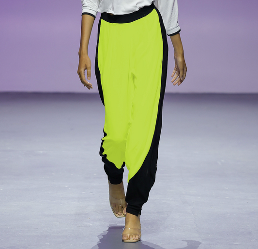 SEBASTIAN Pants Citroen Black Leigh Schubert