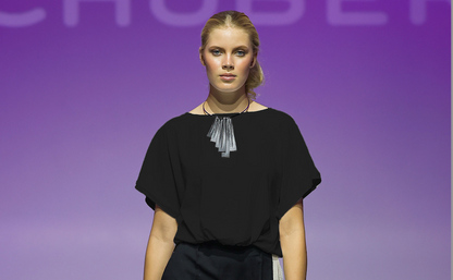 OLIVIA Top Black Leigh Schubert