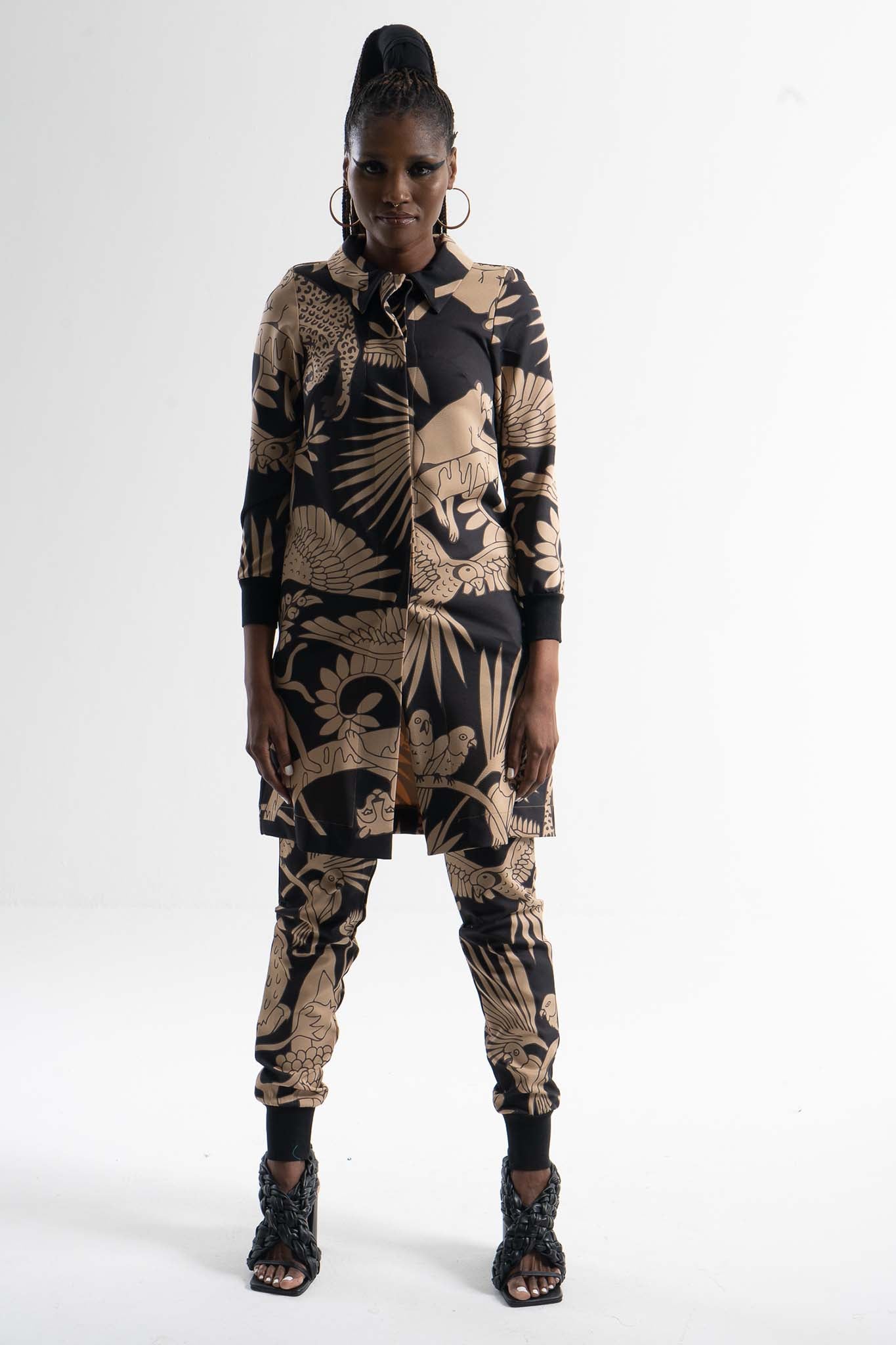 Leigh Schubert SHAKA Wild Print Camel Black.