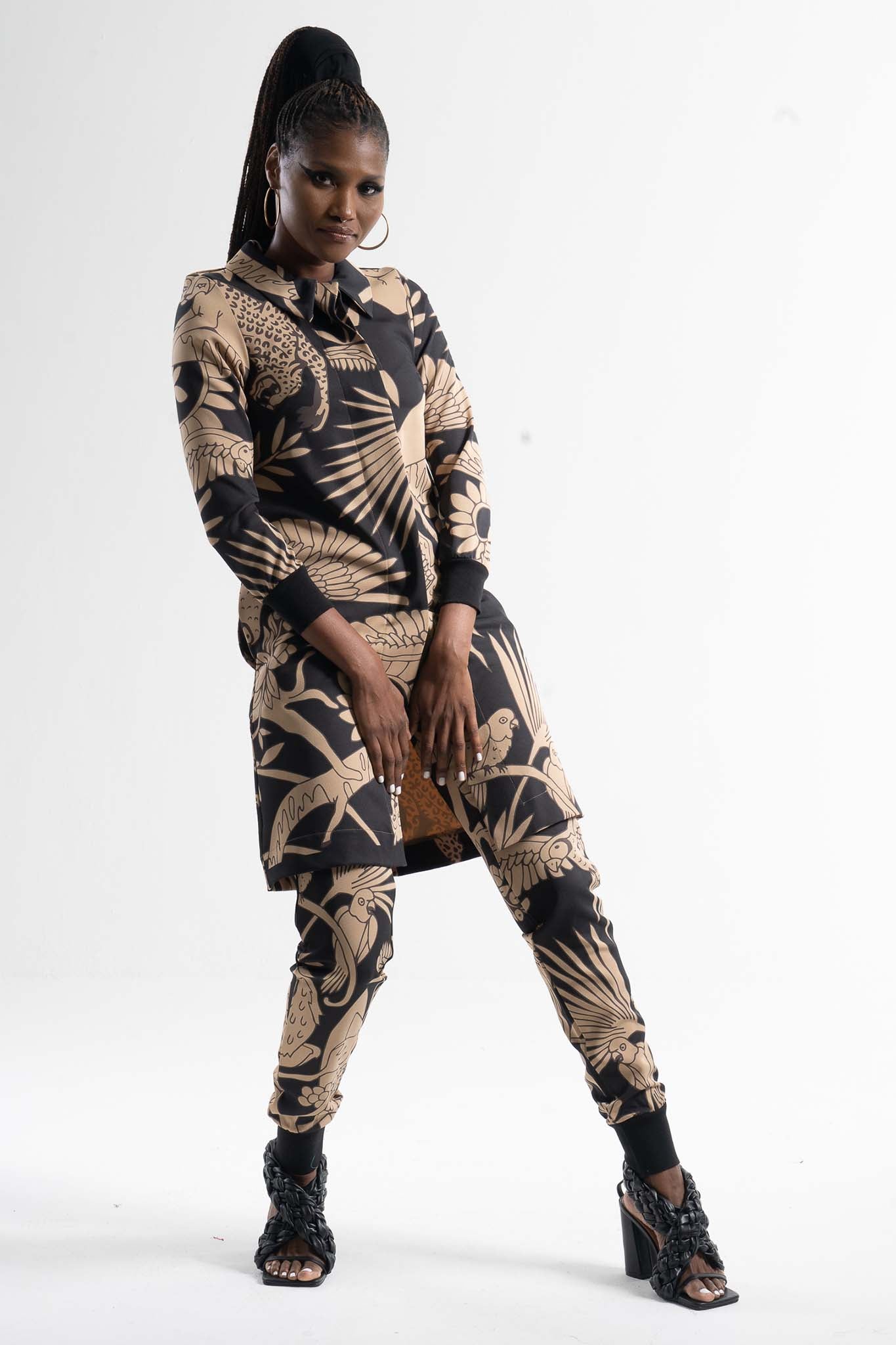 Leigh Schubert SHAKA Wild Print Camel Black.