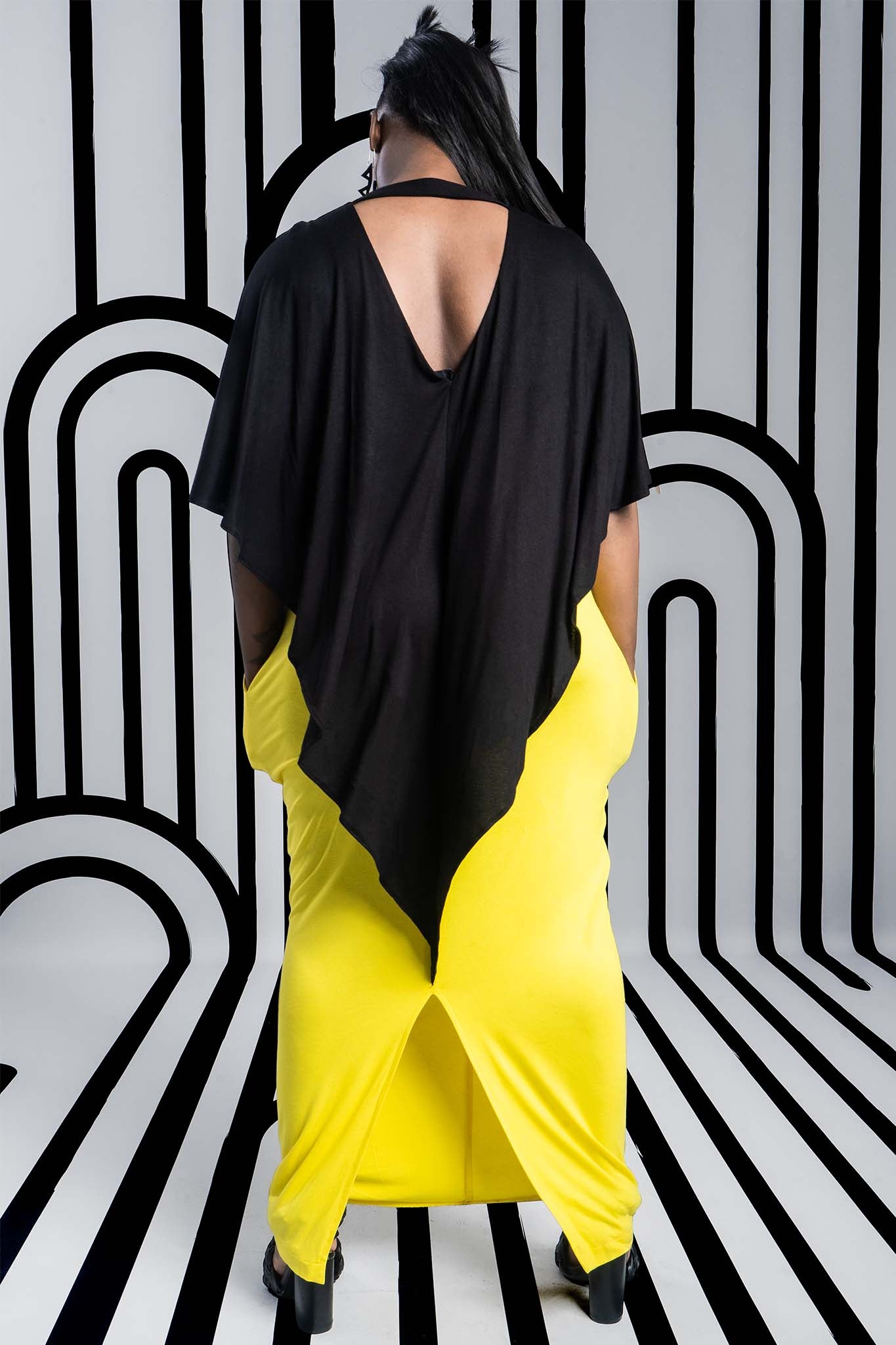 Leigh Schubert Dresses FLUTTER Print Black