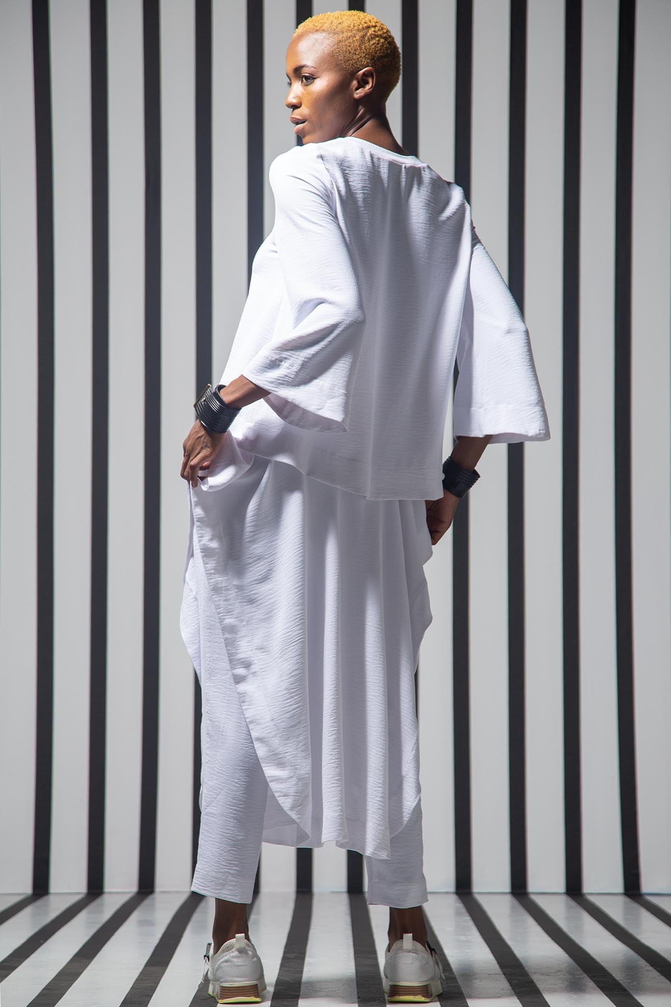 JOHNSON White Pants Leigh Schubert