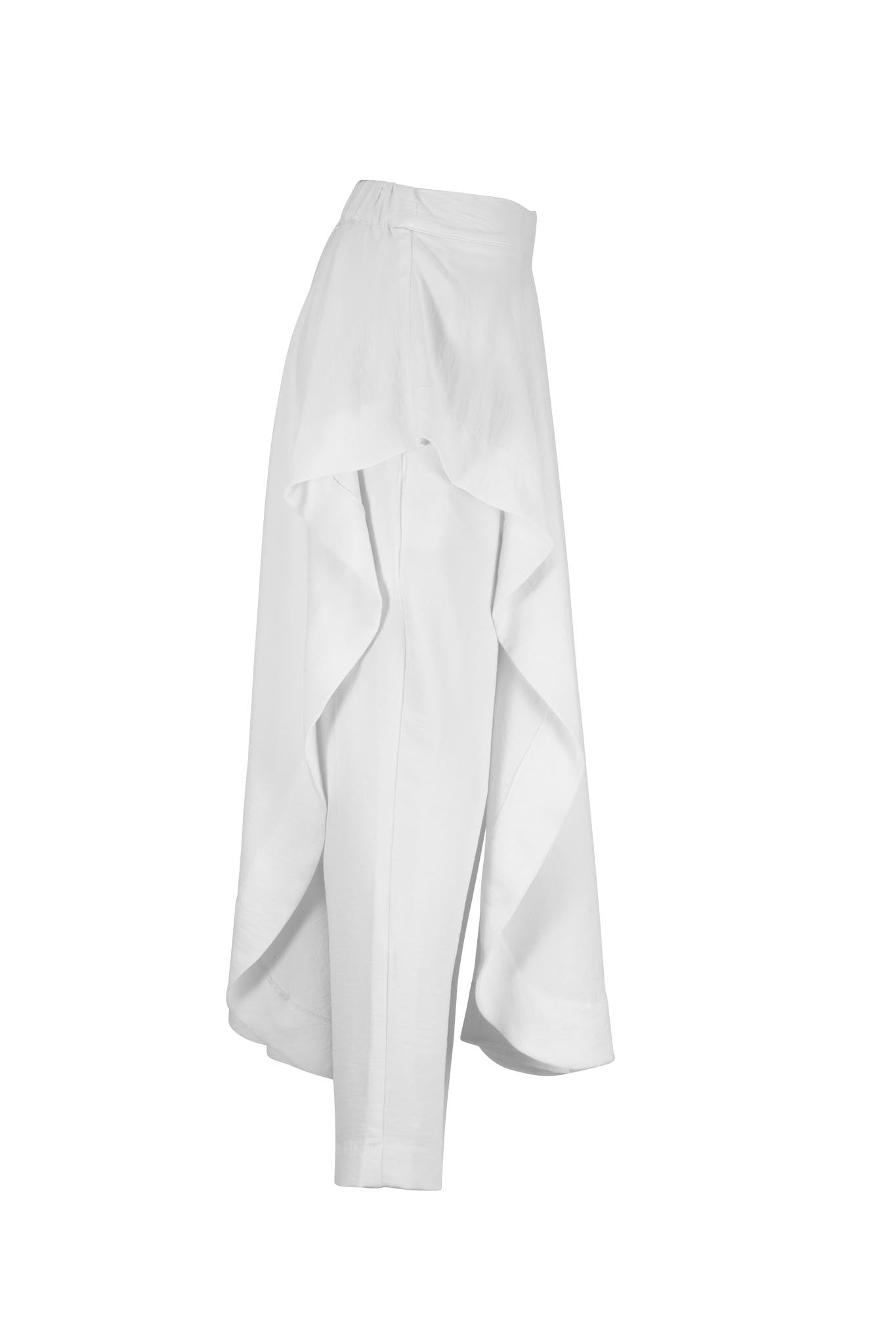 JOHNSON White Pants Leigh Schubert